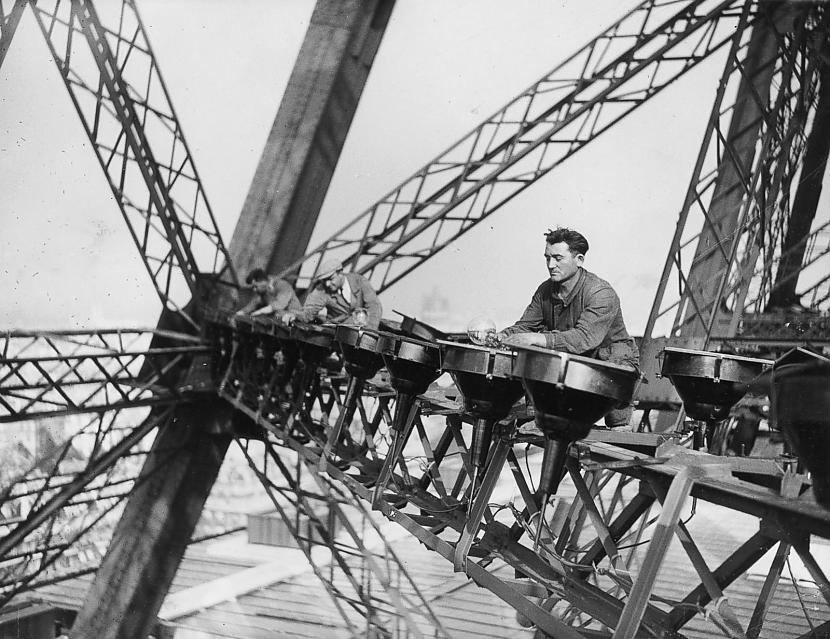 Eiffel-torony munkások
