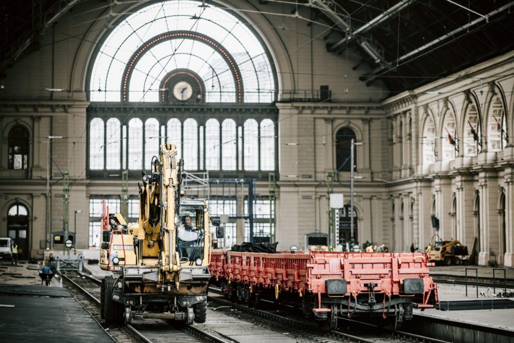 Karbantartás a Keleti pályaudvaron
