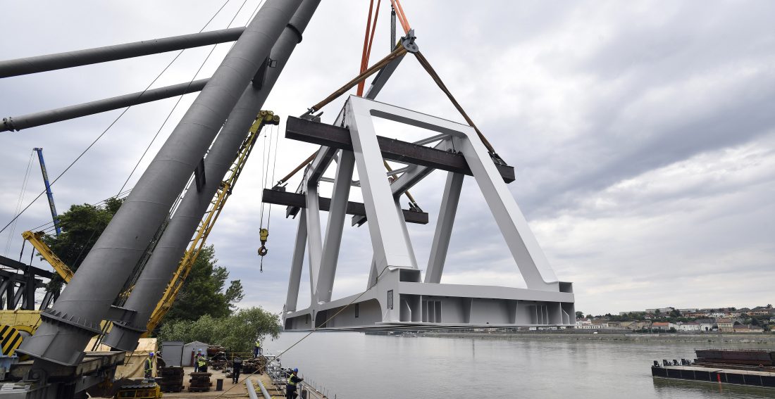 Szállításra kész a megújuló Déli összekötő vasúti híd első eleme