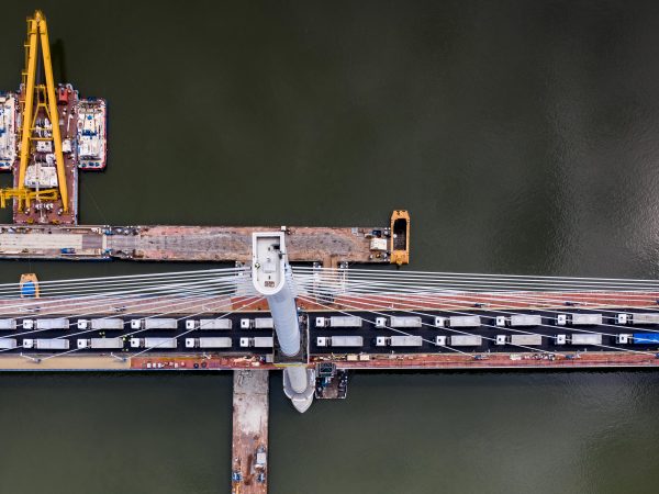 Elvégezték az új komáromi Duna-híd próbaterhelését