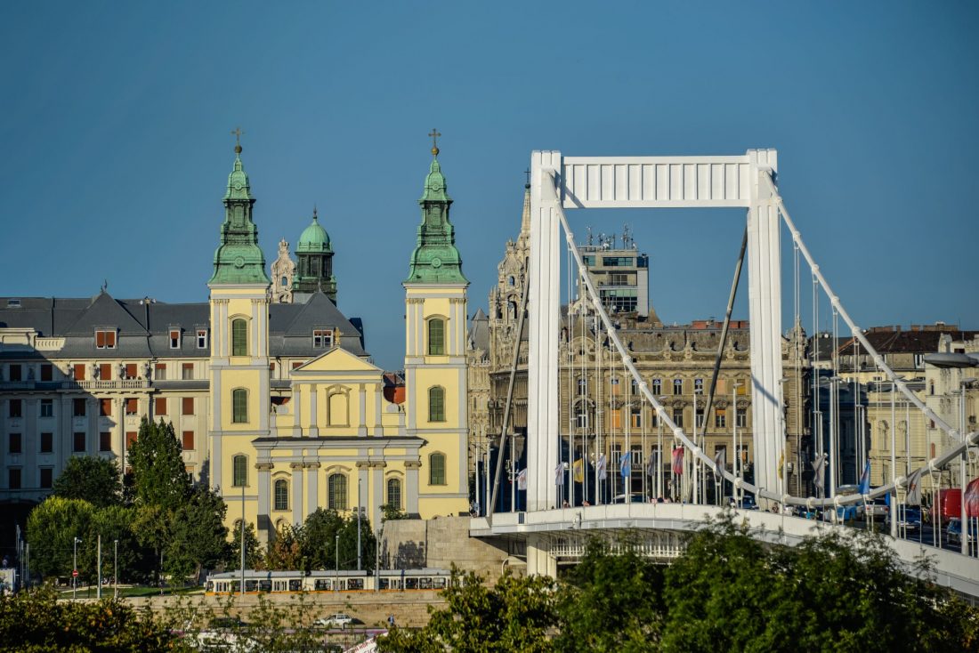 Kilátók a Budapest-Belvárosi főplébánia-templom tornyaiban