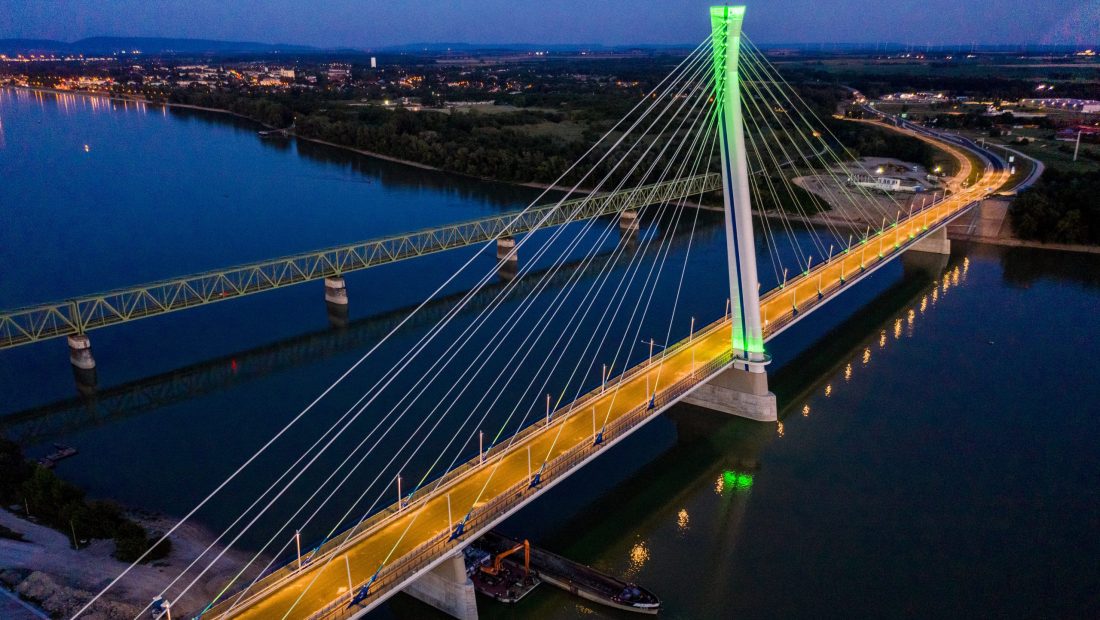 Építőipari Nívó Díjat kapott a Monostori híd