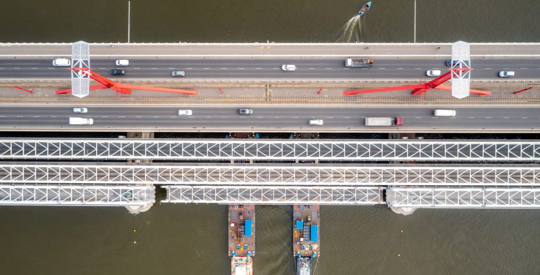Hamarosan befejezik a Déli összekötő vasúti Duna-híd korszerűsítését